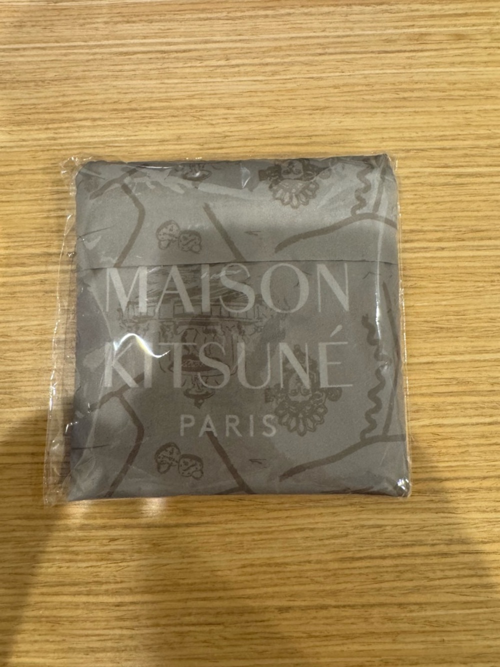 maison kitsune parisian map foldable tote
